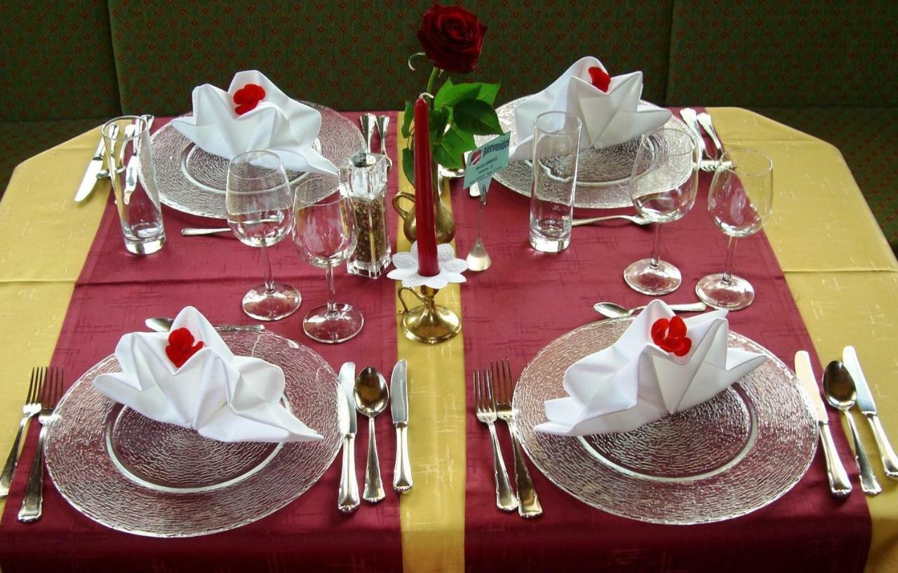Hotel Pension Weiratherhof Венс Екстериор снимка